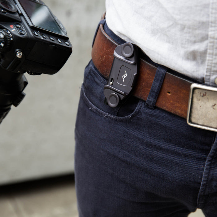 Capture Clip and Plate - Black