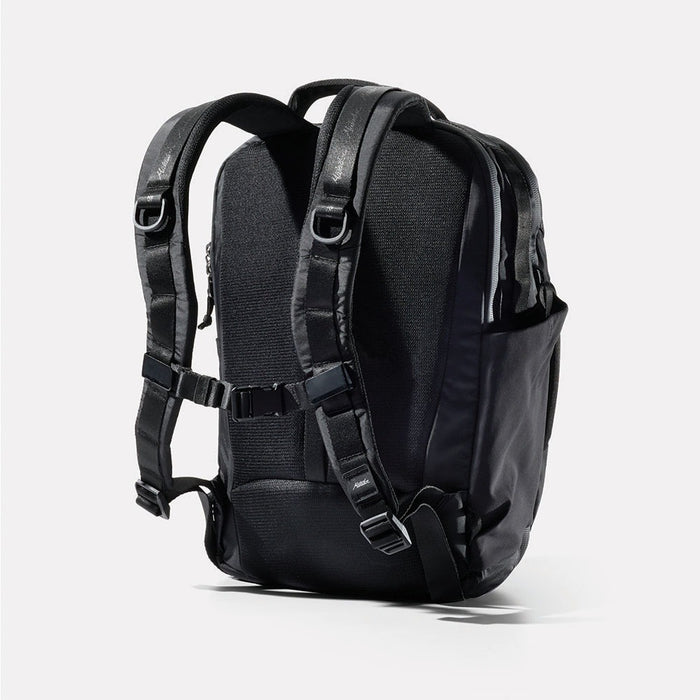 18L Personal Item Travel Pack