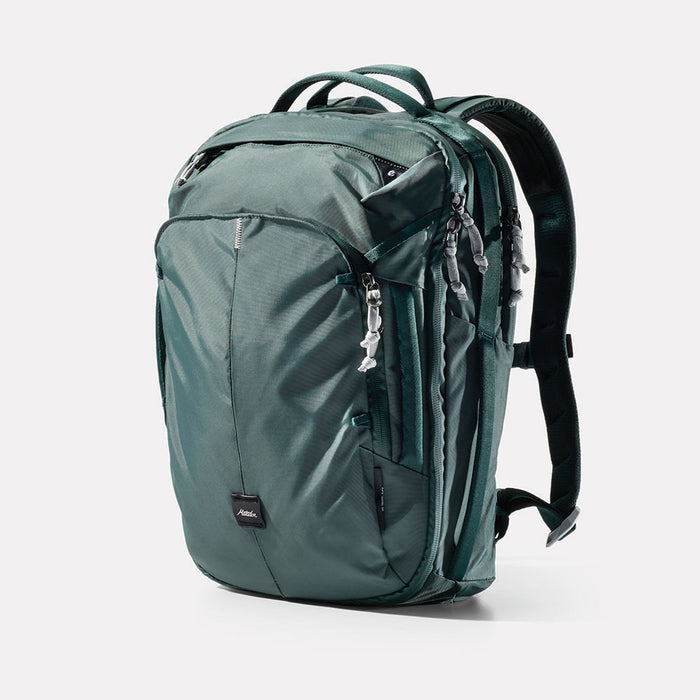 18L Personal Item Travel Pack