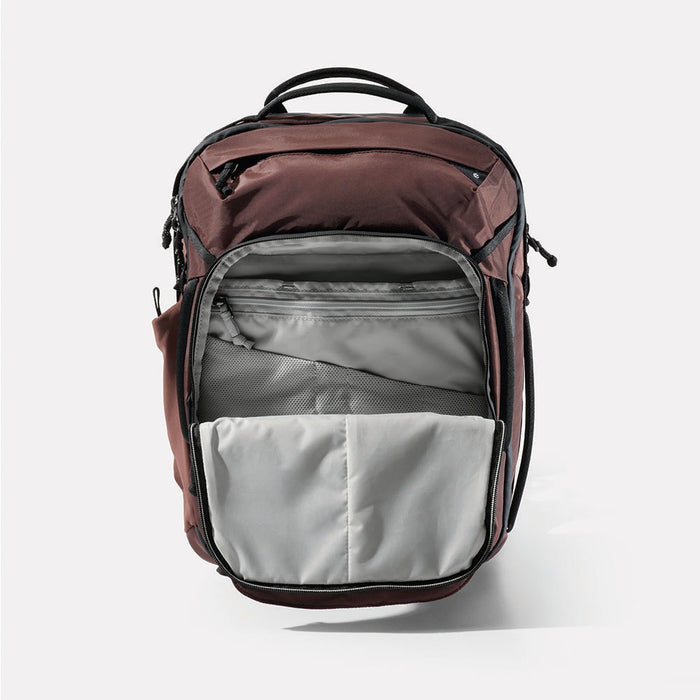 18L Personal Item Travel Pack
