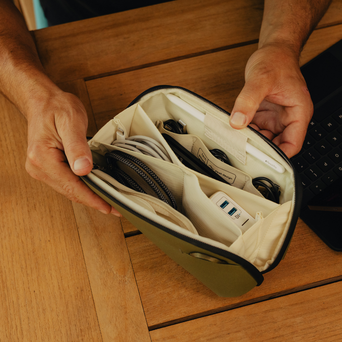 Tech Pouch Small Versa Shell™ 400D