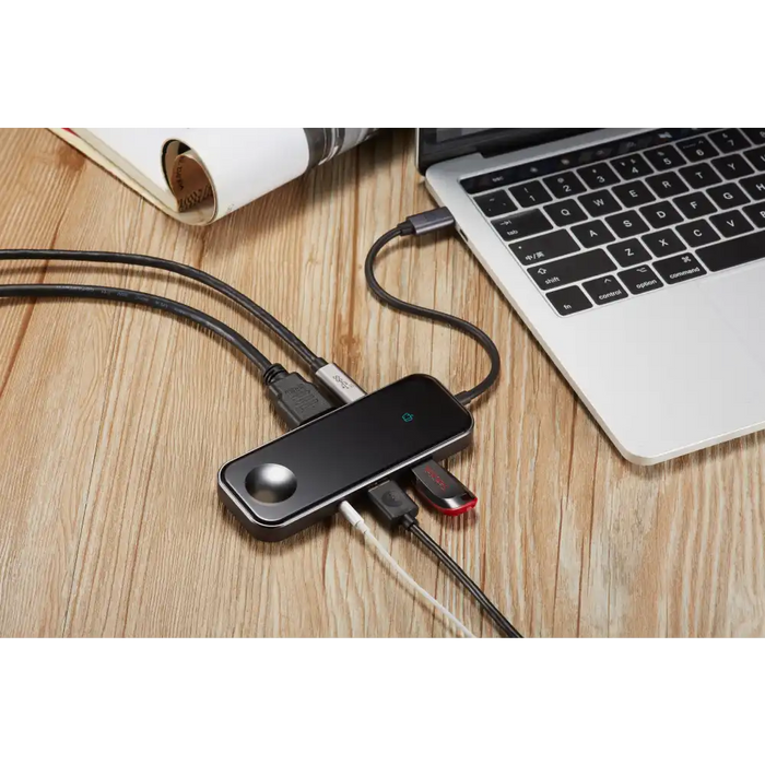 USB - C 3.1 to USB 3.0 hub with a wireless Apple watch charging pad 4K HDMI video output 2x USB 3.0